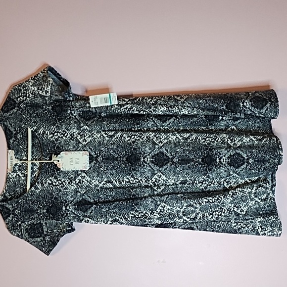 Adorable DRESS 👗 - Picture 7 of 8